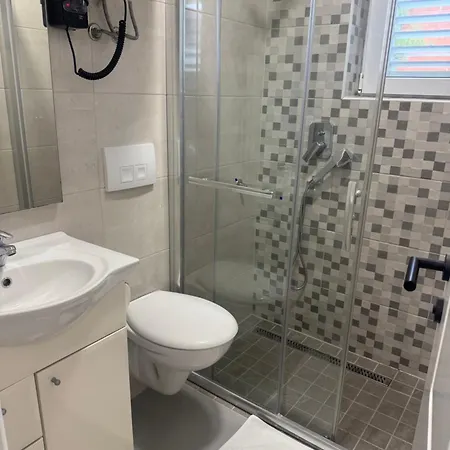 Appartement House 100m From The With Free Parking